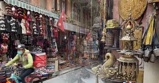 নেপালে পণ্য রপ্তানি: ট্রানজিট সুবিধা থাকলেও কমেনি ভোগান্তি